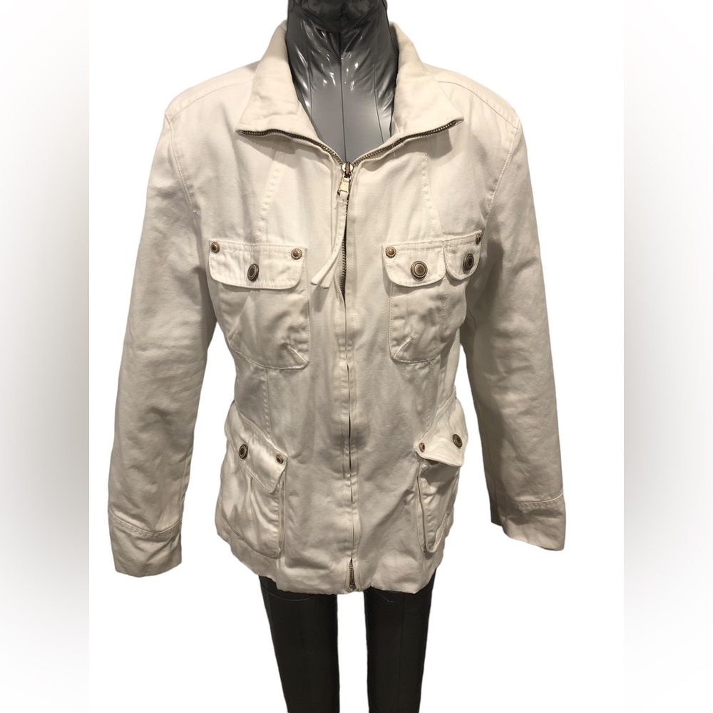 Nine West Women’s medium white long sleeve jacket w pockets